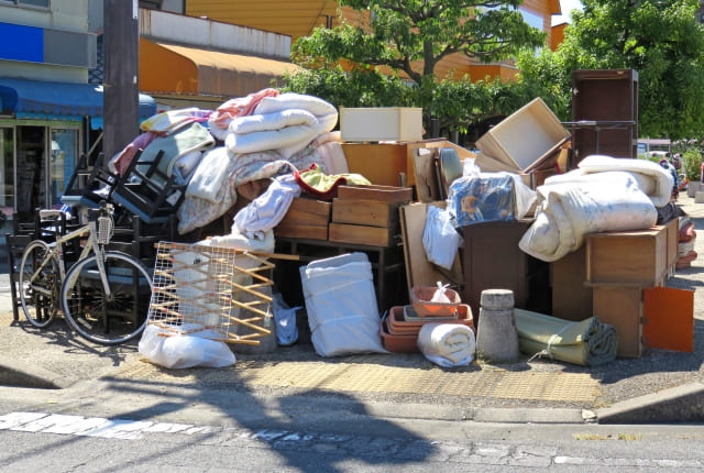 綾瀬市で粗大ごみの出し方に迷ったら