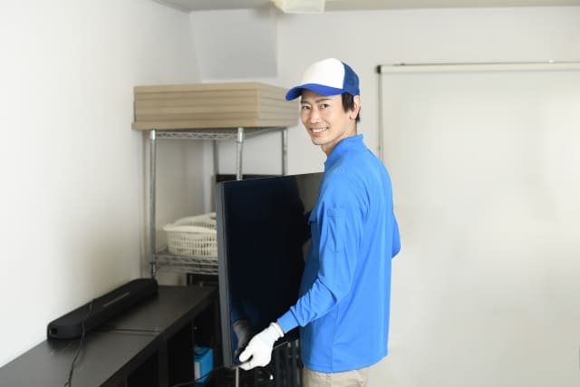 綾瀬市の粗大ごみ|役所収集vs回収業者