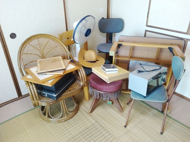 こたつ処分を不用品回収業者に依頼するメリット