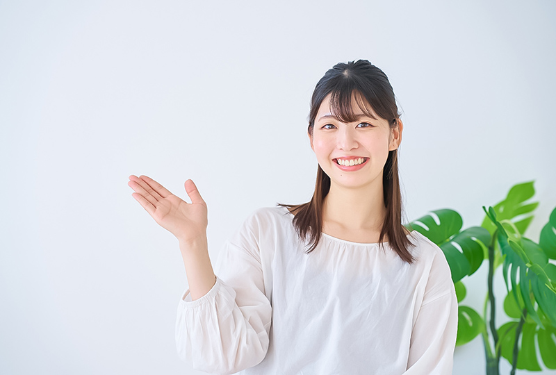 上尾市ではすぐに粗大ゴミが処分できないから不用品回収業者の良さを伝えてくれる女性