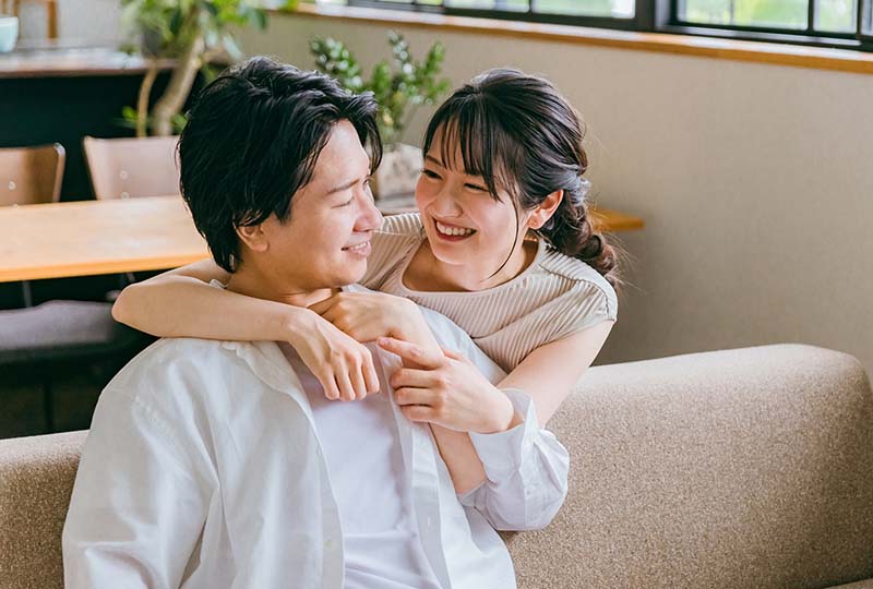 蕨市で不用品回収業者にゴミの処分を依頼して、仲良く新しい生活をスタートした夫婦