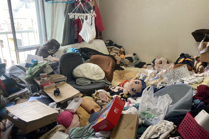 神奈川県相模原市 ゴミ屋敷清掃 作業前